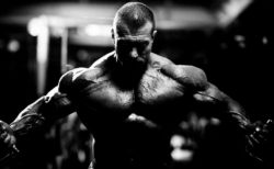 Come conservare la massa muscolare in ferie